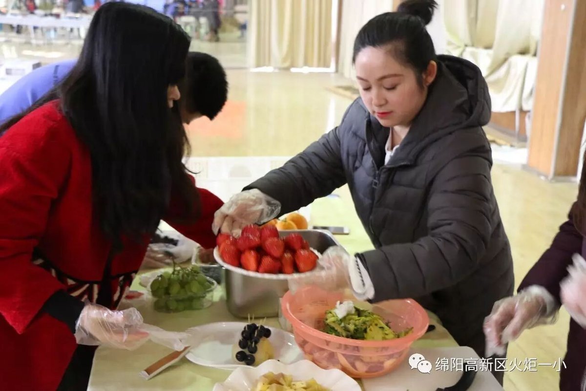 【三八节特辑】自由转换厅堂厨房,充当十足魅力女王
