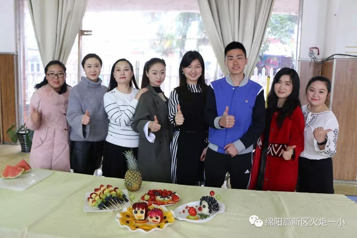 【三八节特辑】自由转换厅堂厨房,充当十足魅力女王