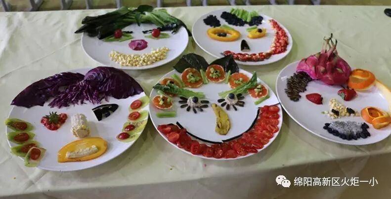 【三八节特辑】自由转换厅堂厨房,充当十足魅力女王