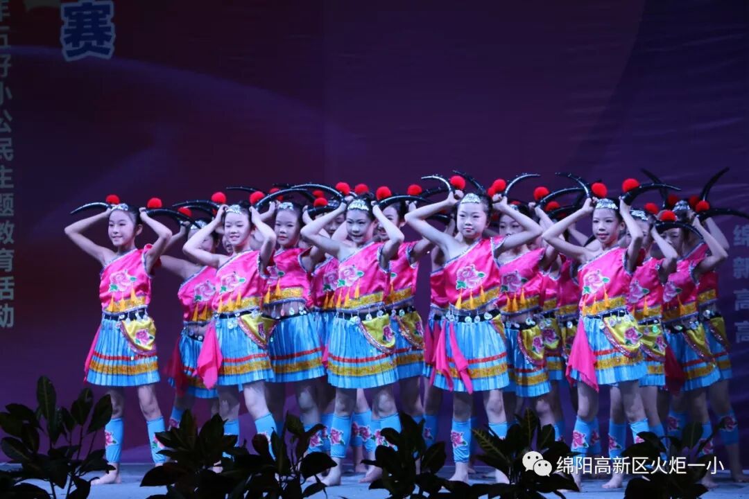 undefined 【火一喜讯】我校选手连续五年蝉联绵阳市中小学生演讲比赛小学组冠军