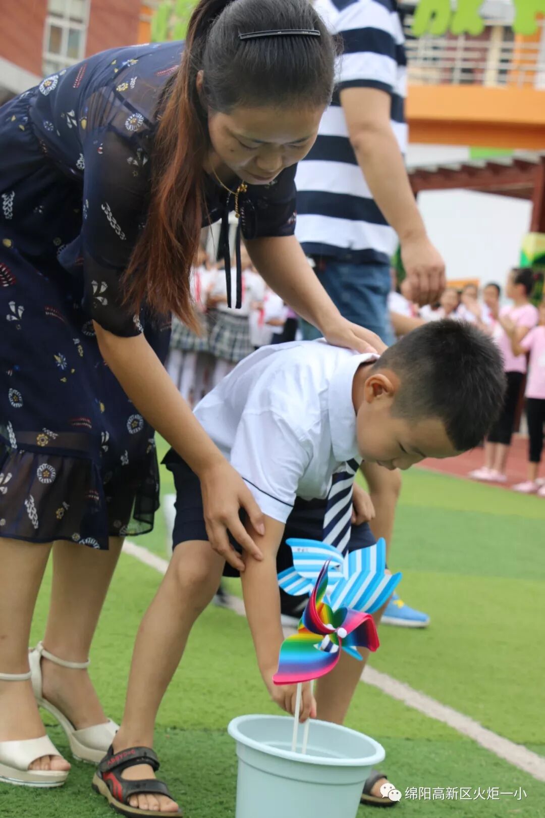 【火一开学季4】幸福同行，点亮梦想——火炬一小2018年秋开学典礼