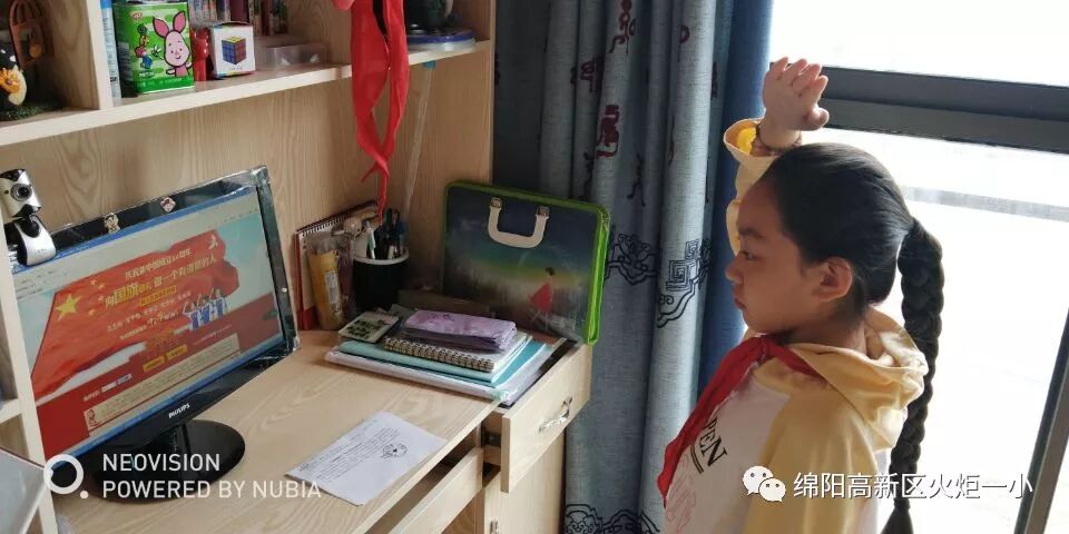 【火一动态】祖国妈妈，我爱您！——火炬一小学生国庆实践活动