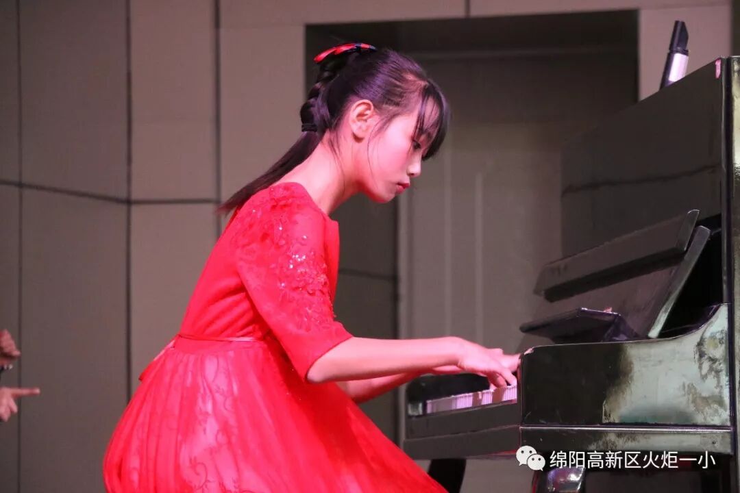 【火一竞赛节综合学科周】“艺”路有你   精“才”无限 ——少儿才艺展示大赛