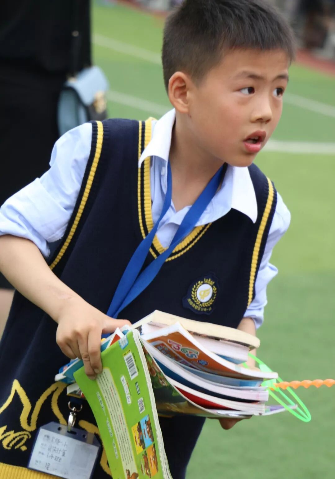 【火一读书节】跳蚤书市淘快乐,幸福一小飘书香 ——第六届跳蚤书市