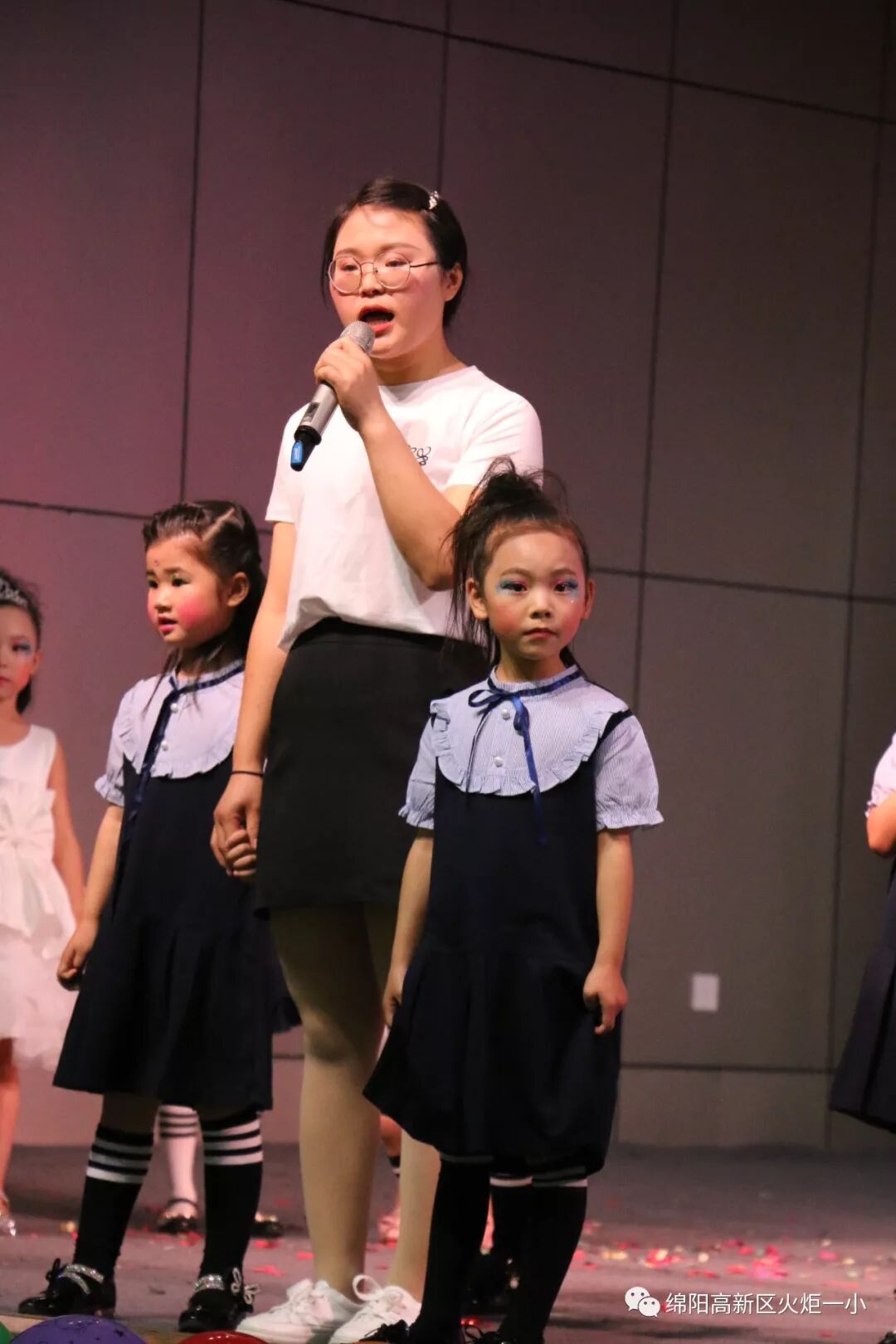 【火一动态】欢乐童年,精彩无限——火炬一小幼儿大班“六•一”庆祝活动