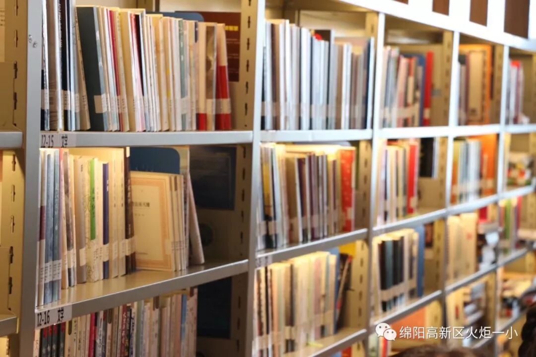 【火一动态】书韵流香,你我共享—及月社图书漂流活动 