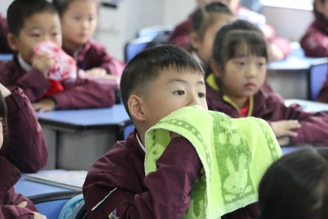 【火一动态】防患未然 生命至上 ——火炬一小2019年秋消防安全疏散演练