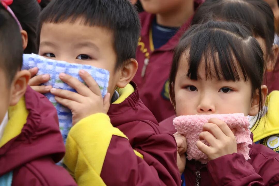 【火一动态】防患未然 生命至上 ——火炬一小2019年秋消防安全疏散演练