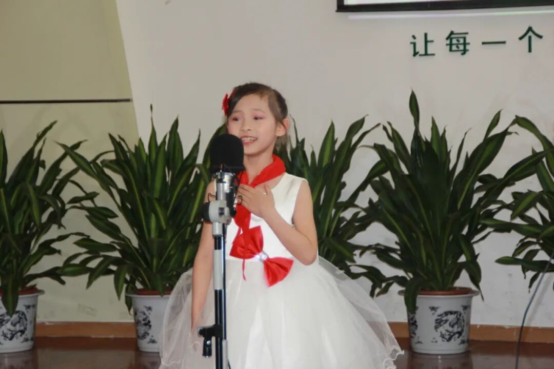【火一喜报】我校谢锶涵同学荣获绵阳市中小学生演讲比赛小学组特等奖