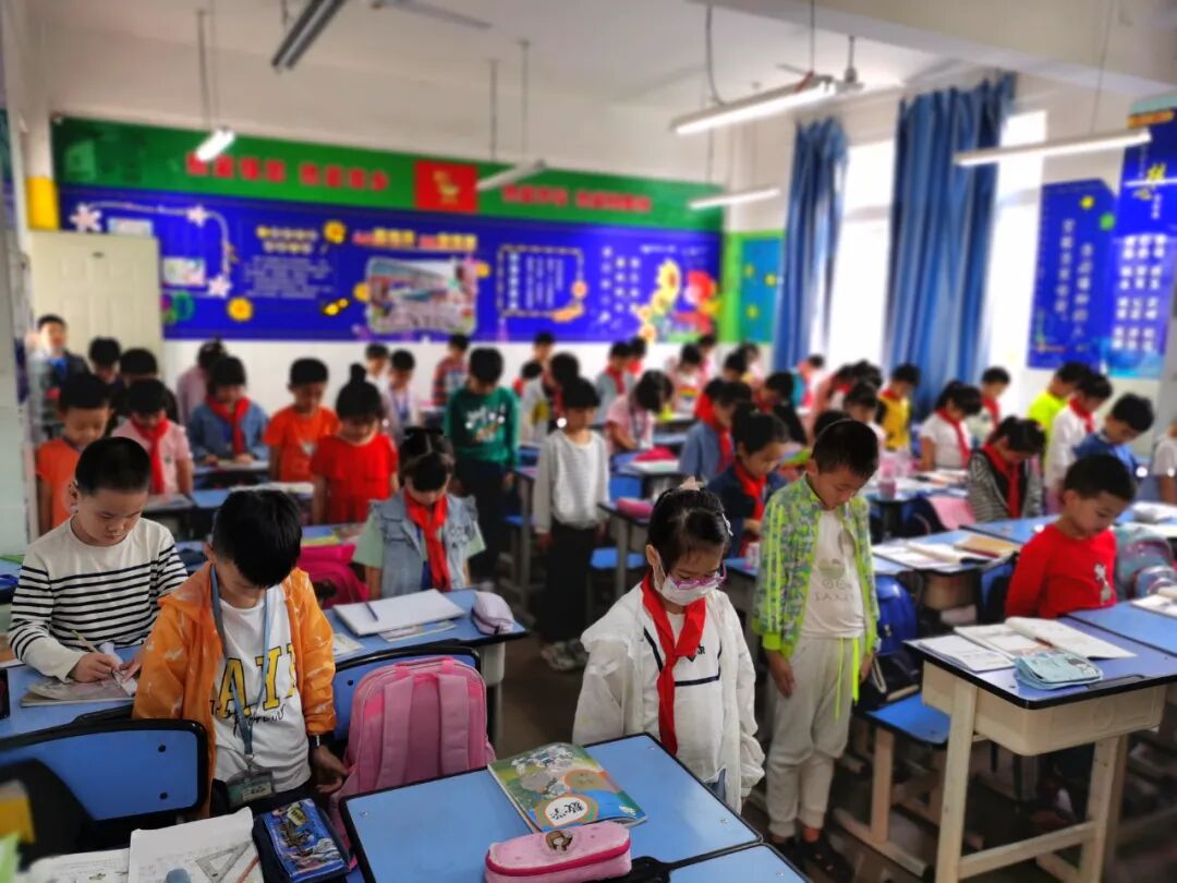 【火一动态】勿忘国耻,振兴中华——火炬一小爱国主义教育活动
