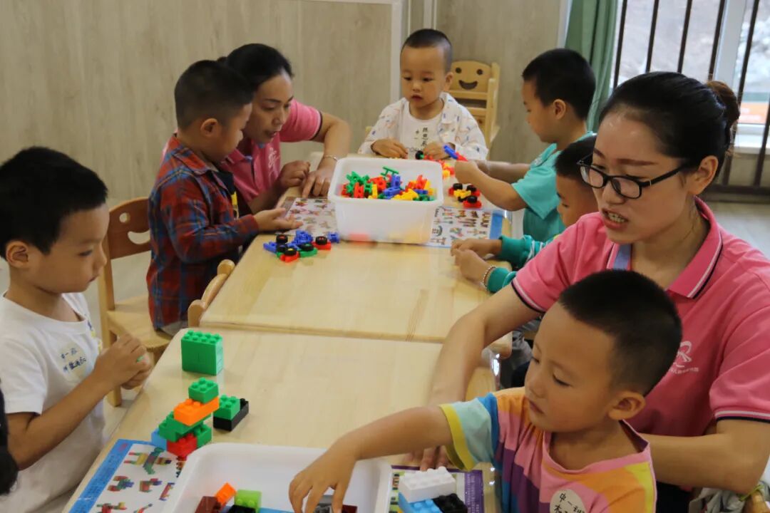 【一幼开园日】遇见一幼，遇见美好│开学了，可以不管不顾的给我一个拥抱
