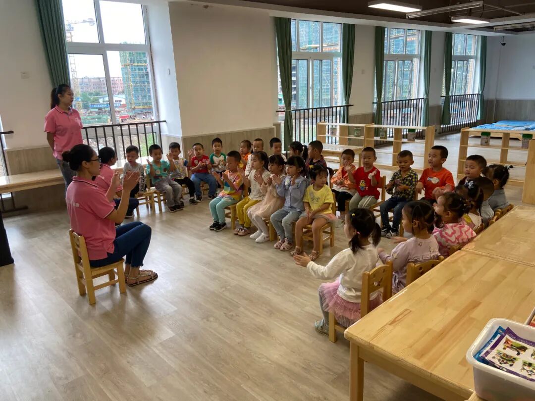 【一幼开园日】遇见一幼，遇见美好│开学了，可以不管不顾的给我一个拥抱