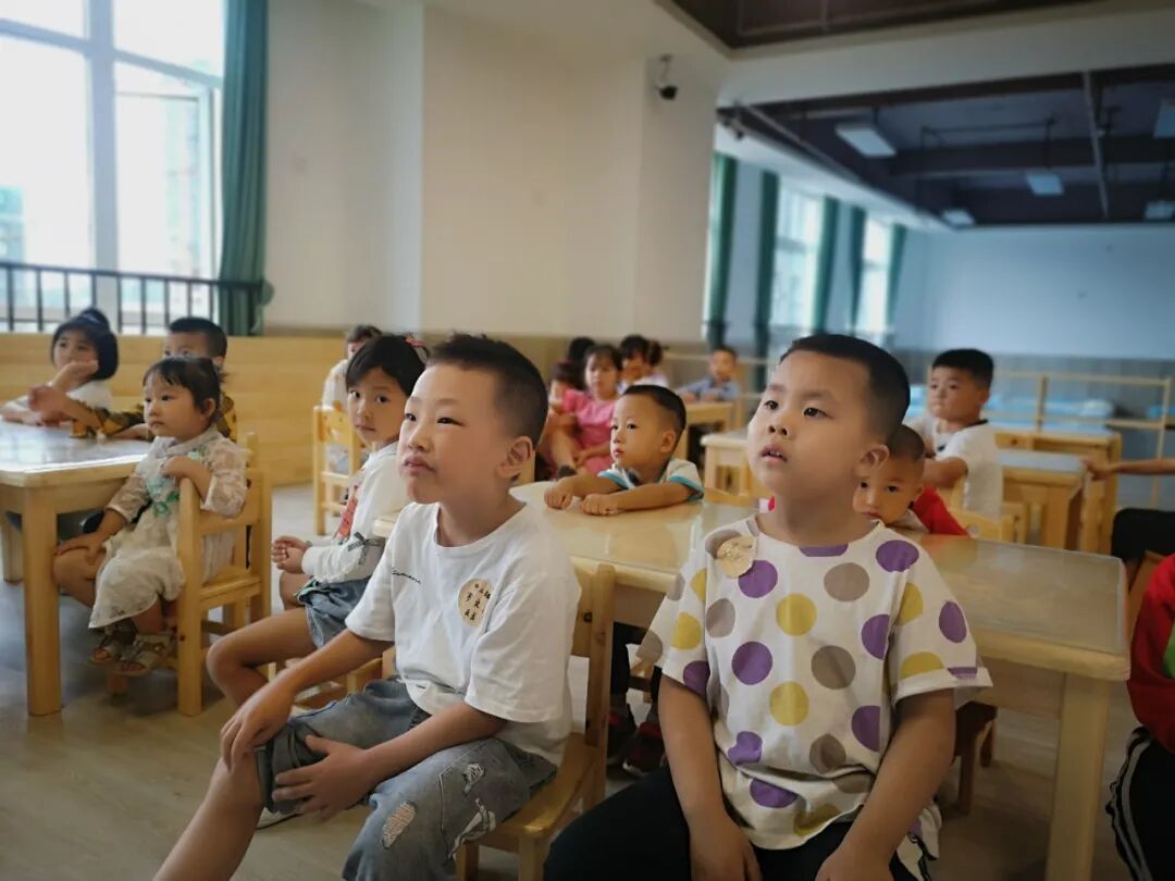 【一幼开园日】遇见一幼，遇见美好│开学了，可以不管不顾的给我一个拥抱