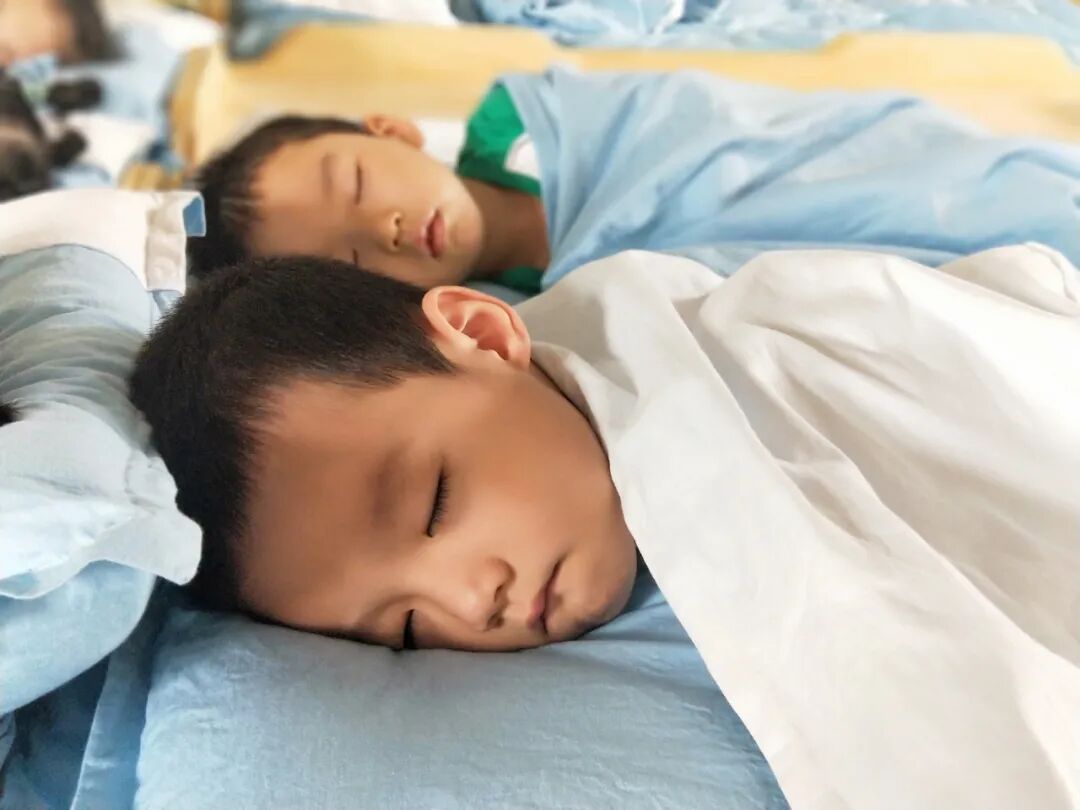【一幼开园日】遇见一幼，遇见美好│开学了，可以不管不顾的给我一个拥抱