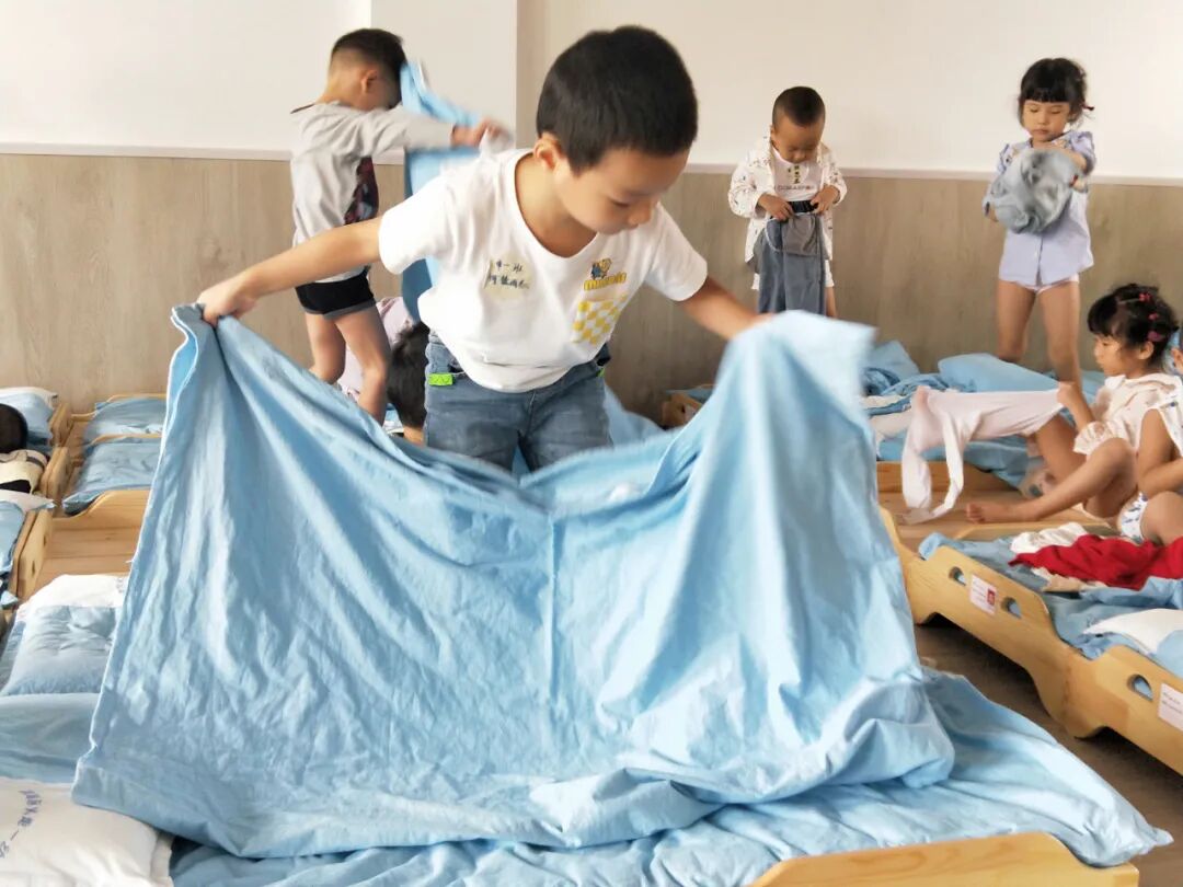【一幼开园日】遇见一幼，遇见美好│开学了，可以不管不顾的给我一个拥抱