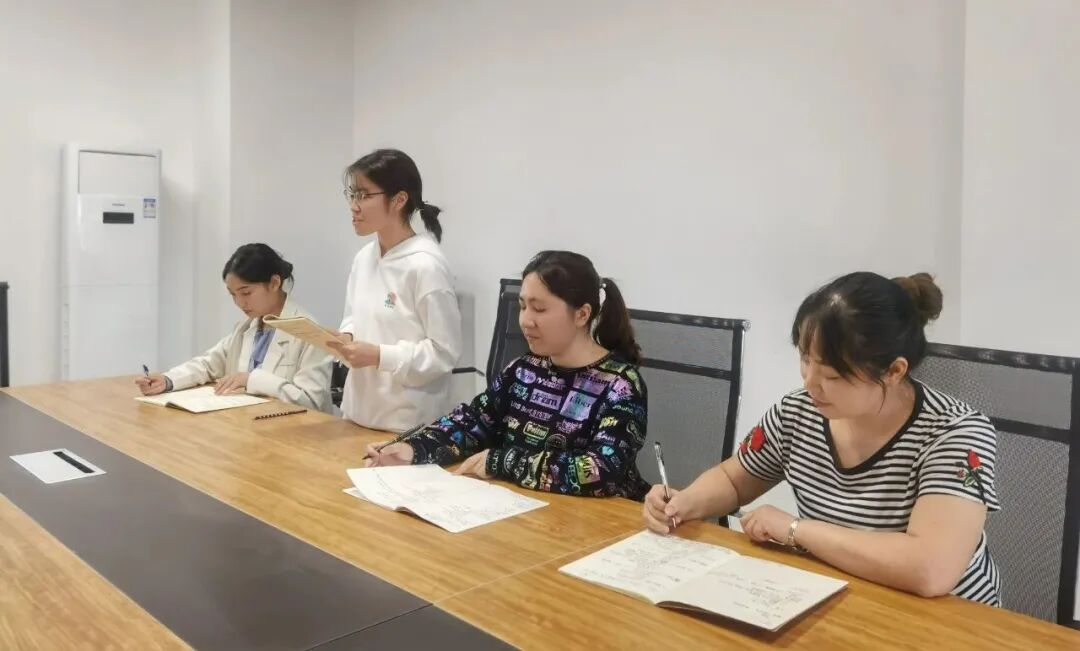 【一幼动态】同心同行,花繁叶茂 ——火炬一幼(市花实幼高新分园)开展教师跟岗研修培训