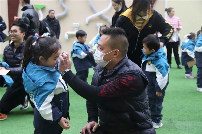 【一幼动态】与爱同行，伴我成长 ——记第一届“成长的力量”亲子同乐会