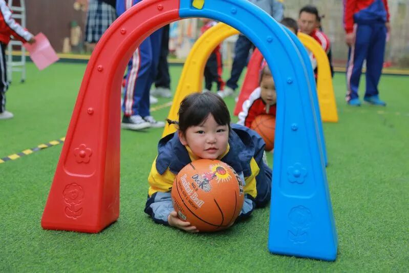 【一幼动态】与爱同行，伴我成长 ——记第一届“成长的力量”亲子同乐会