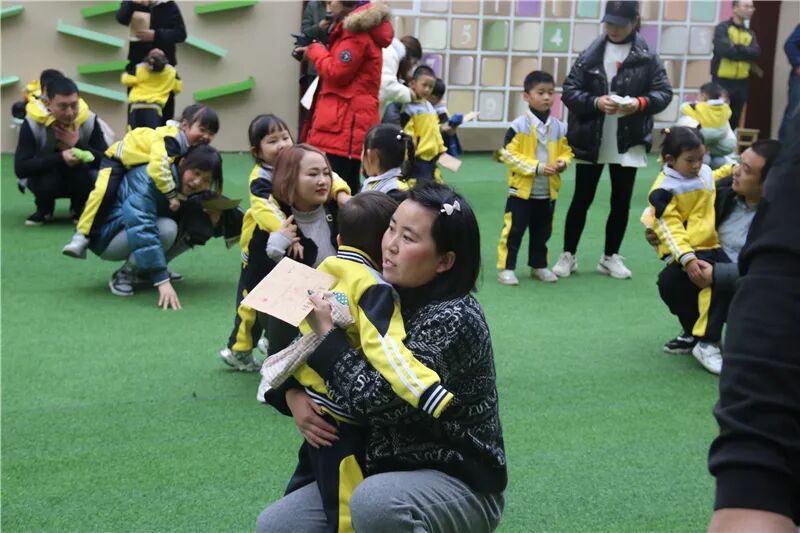 【一幼动态】与爱同行，伴我成长 ——记第一届“成长的力量”亲子同乐会