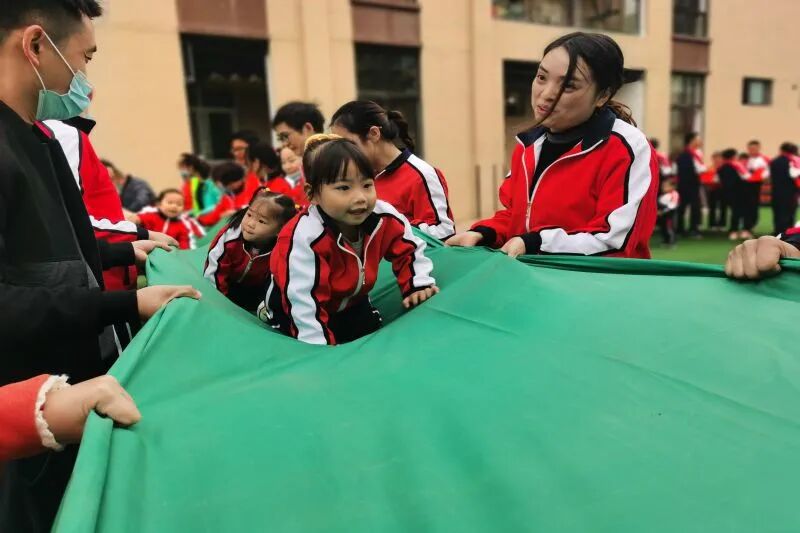 【一幼动态】与爱同行，伴我成长 ——记第一届“成长的力量”亲子同乐会