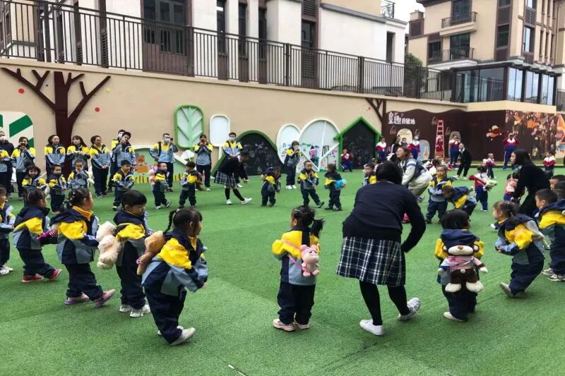 【一幼动态】与爱同行，伴我成长 ——记第一届“成长的力量”亲子同乐会