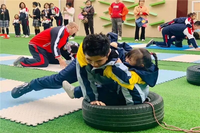 【一幼动态】与爱同行，伴我成长 ——记第一届“成长的力量”亲子同乐会