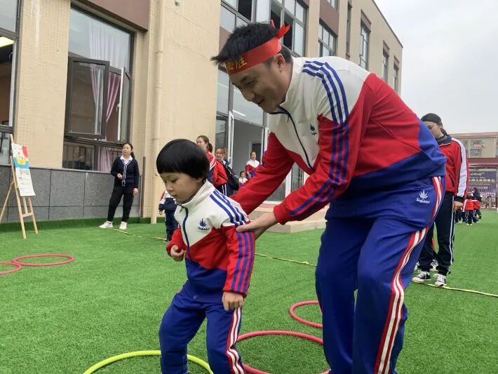 【一幼动态】与爱同行，伴我成长 ——记第一届“成长的力量”亲子同乐会