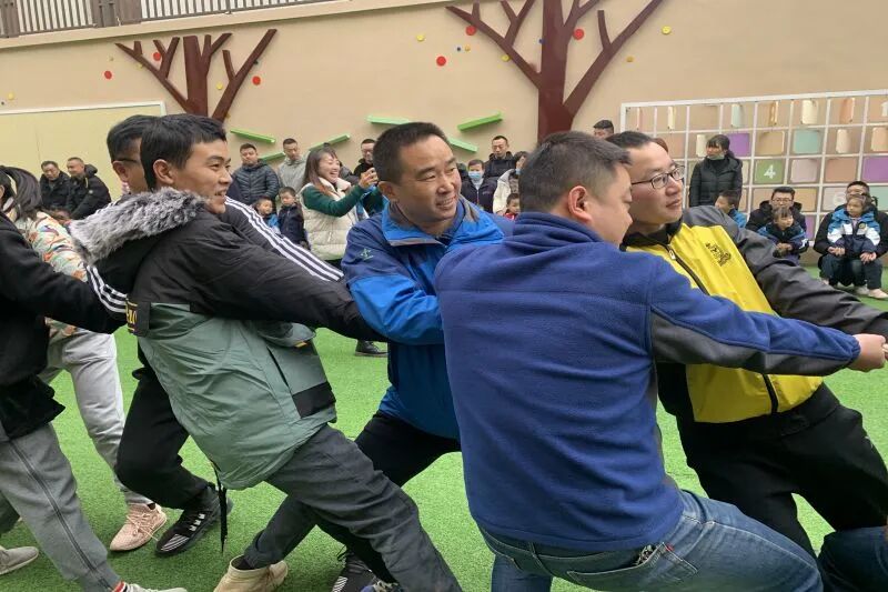 【一幼动态】与爱同行，伴我成长 ——记第一届“成长的力量”亲子同乐会