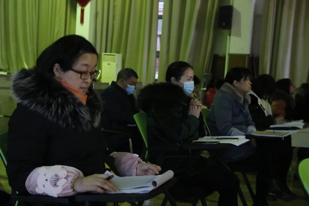 【火一动态】从教学质量监测看语文/数学教学走向 | 五年级语文/数学教师专项培训