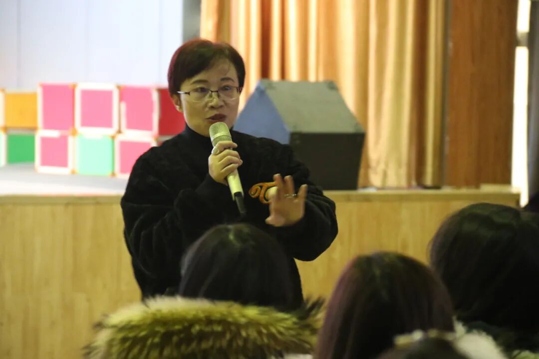【火一动态】从教学质量监测看语文/数学教学走向 | 五年级语文/数学教师专项培训