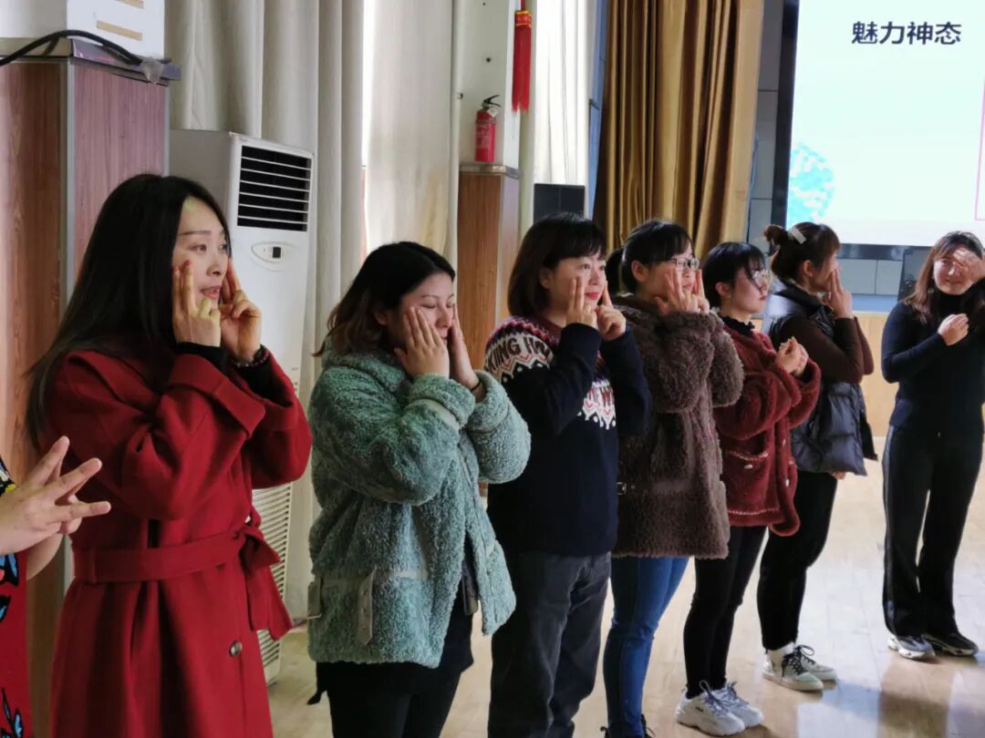 【火一动态】美丽如你 优雅如你 知性如你 丨火炬一小三八节致敬女神活动
