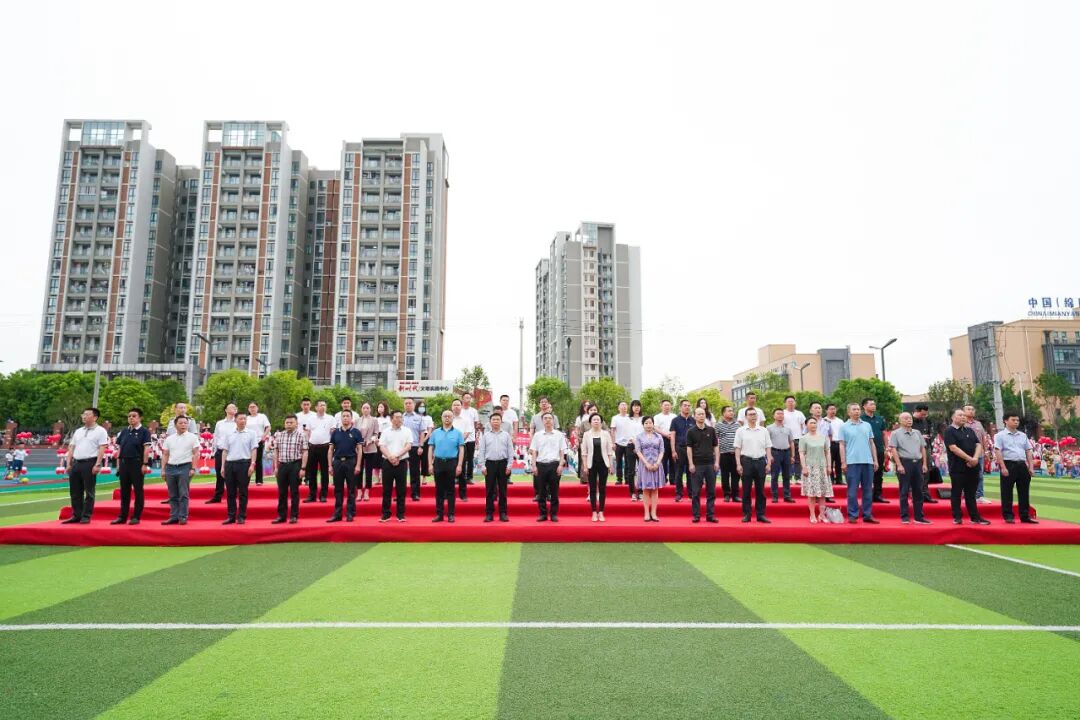 【火一动态】阳光下成长,幸福中绽放|| 线艺工作坊·儿童歌舞剧·小交警方阵亮相绵阳高新区第十届中小学生艺术汇演活动