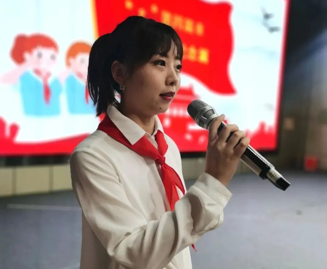 【火一喜讯】我校党支部被区社发局委员会评为“先进基层党组织”|八位党员分别获得区校两级荣誉