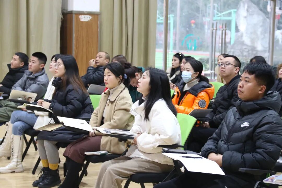 火一开学季|二会三训||全力以赴谋发展 寅虎生威向未来