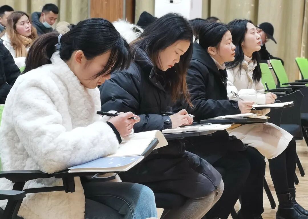 火一开学季|二会三训||全力以赴谋发展 寅虎生威向未来