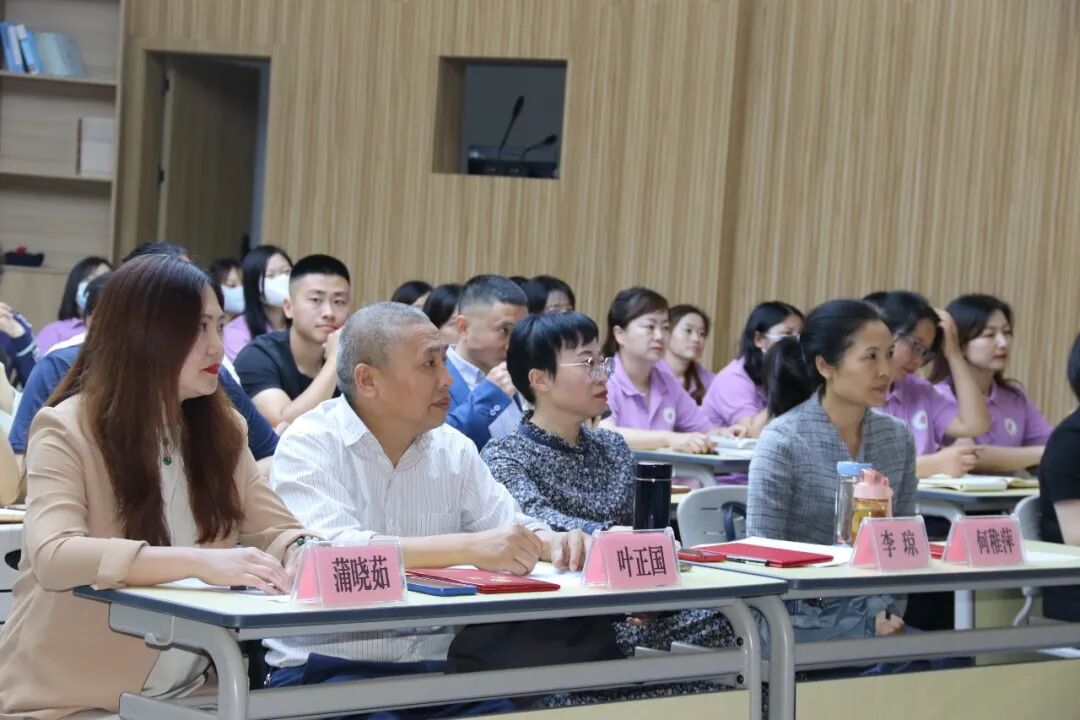 火一动态|名师引领促发展 众行致远向卓越||校级名师工作室成立仪式