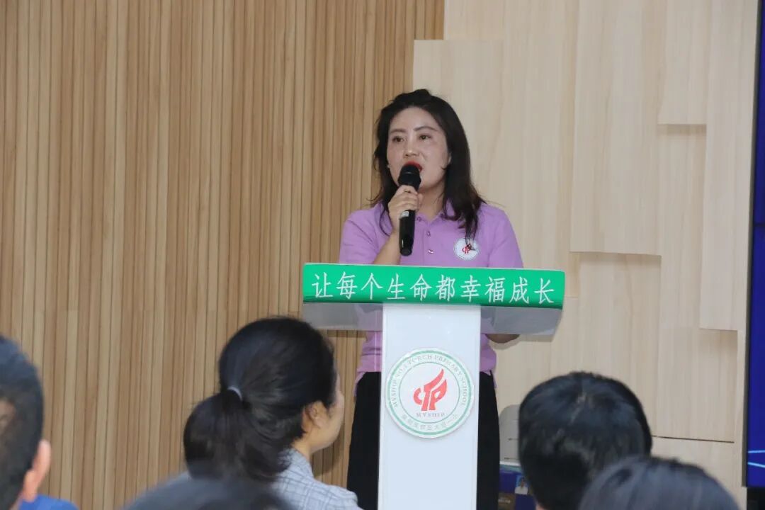 火一动态|名师引领促发展 众行致远向卓越||校级名师工作室成立仪式