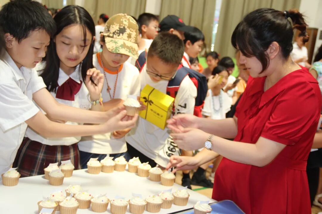 火一动态|最好的我们,最美的启程||火炬一小2022届毕业典礼