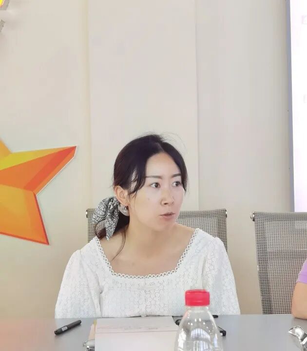 火一动态|总结回顾 携手致远||火炬一小名师工作室期末总结会暨假期工作安排会