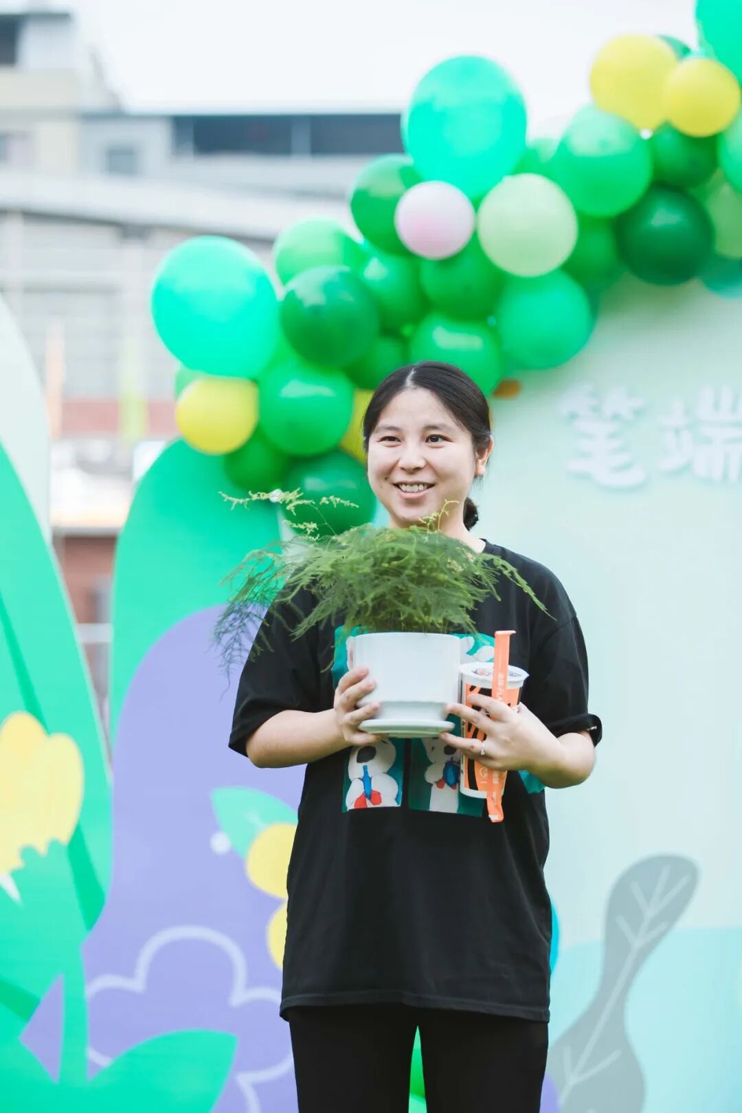 火一动态|笔端生芳华 情满中秋月|| 火炬一小教师节/中秋节“双节”庆祝活动
