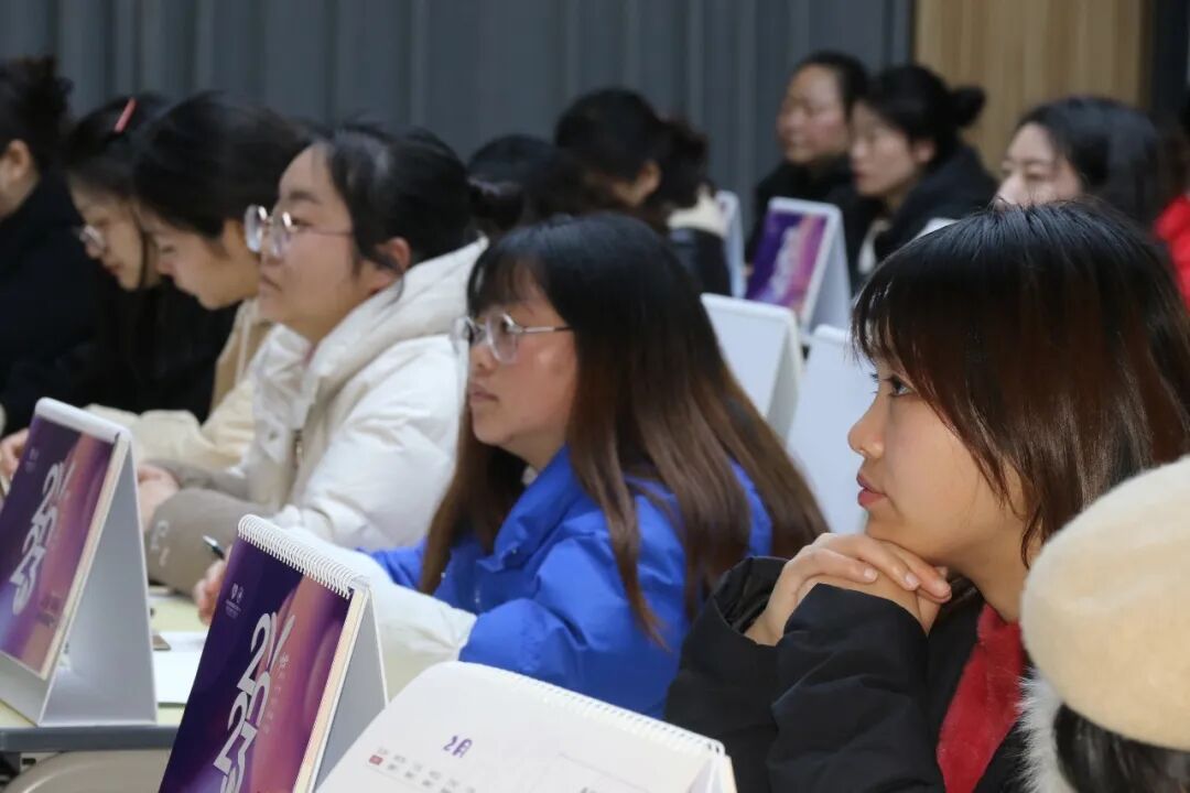 火一开学季 | 新思维引领新未来：沉淀  重启  变革||2023年春开学教师分层培训