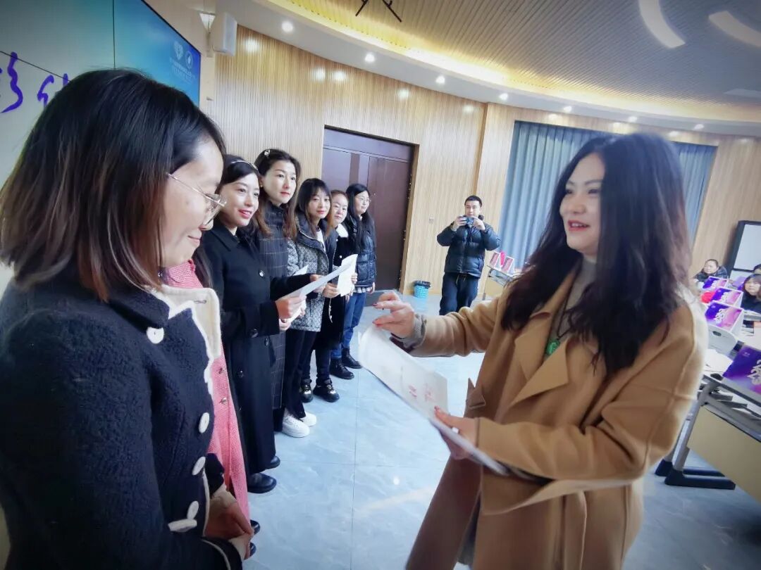 火一开学季 | 新思维引领新未来：沉淀  重启  变革||2023年春开学教师分层培训