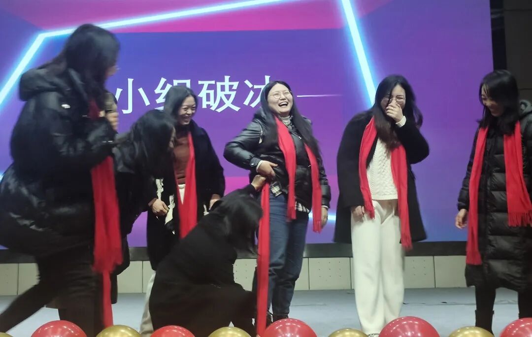 火一开学季 | 新思维引领新未来：沉淀  重启  变革||2023年春开学教师分层培训