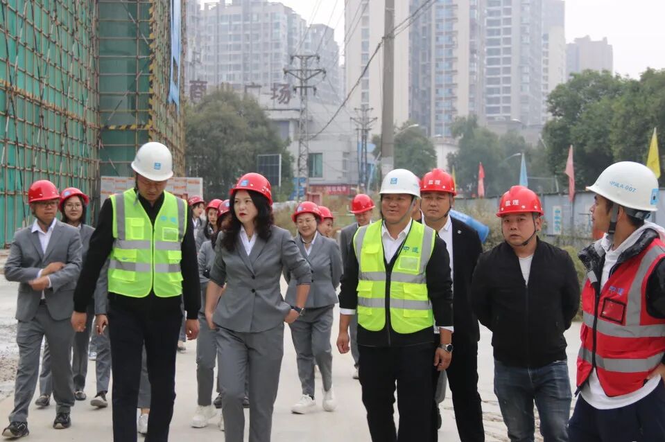 火一·喜讯丨 绵阳高新区火炬第一小学校 A校区建设项目顺利封顶!