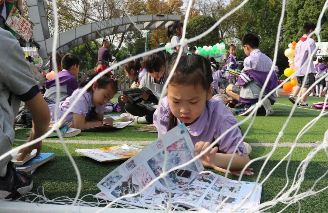 【火一读书节】春色恰如许,“旧书”开启新旅程 ---火炬一小2024年春第十一届读书节之跳蚤书市