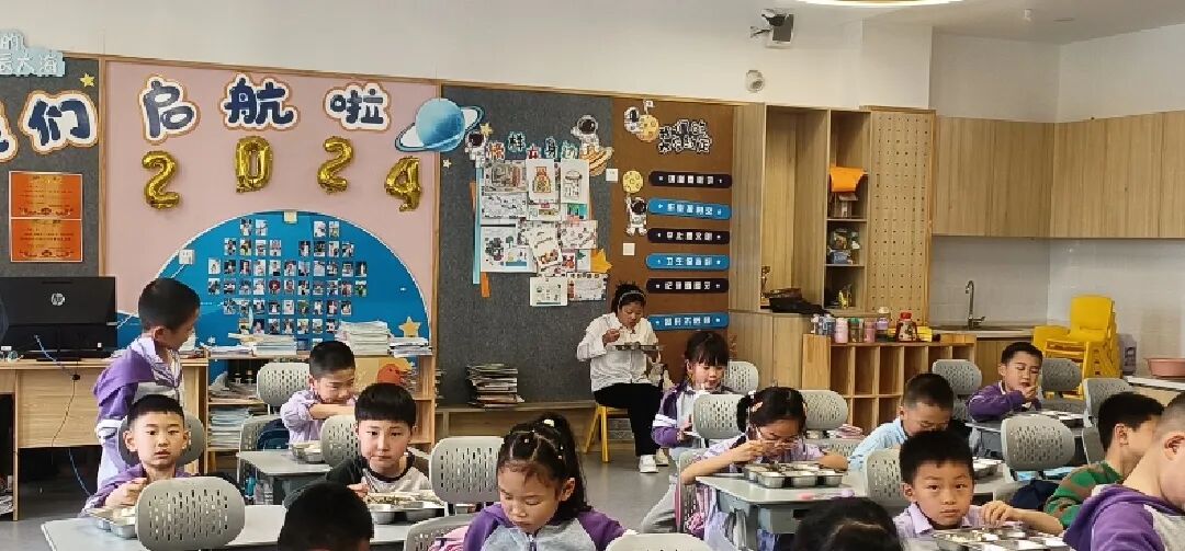 家校携手,同行以致远 --2024年春火炬一小家校共育活动月