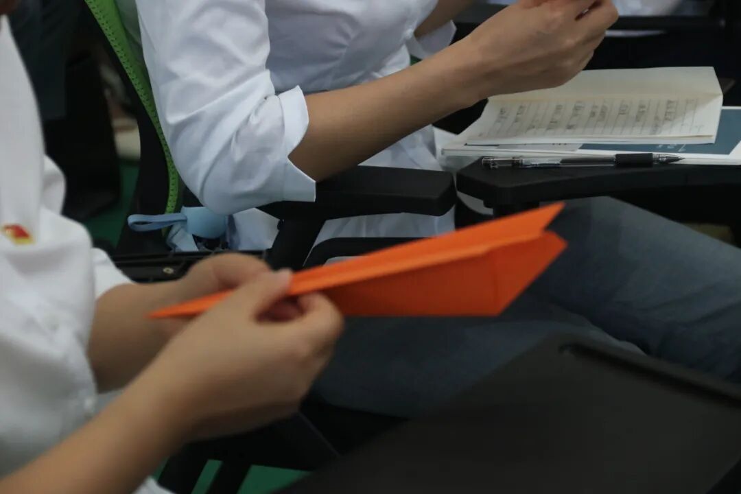出发/一起奔赴,我们的"未来"----2024年秋火炬一小教师开学工作会