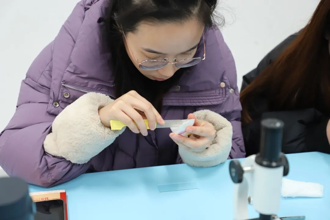 推动实验创新 “微观” 展望未来 —— 高新区科学教育创新中心开展科学教师培训活动