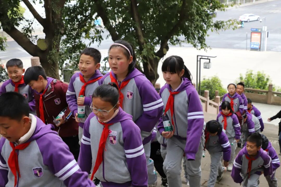 清明追思缅先烈 少年砥砺传薪火 ——火炬一小清明节主题系列活动