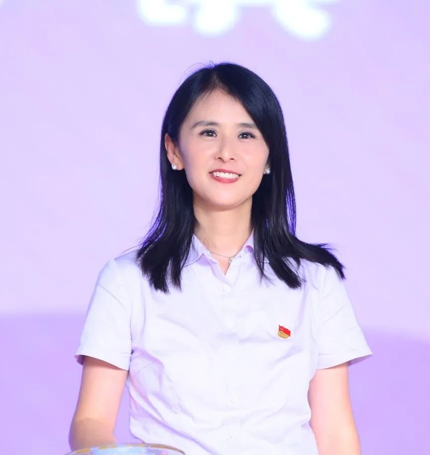 【上岗！】火炬一小“未来小镇”今日高燃启动，656名“小公民”荣耀上任！